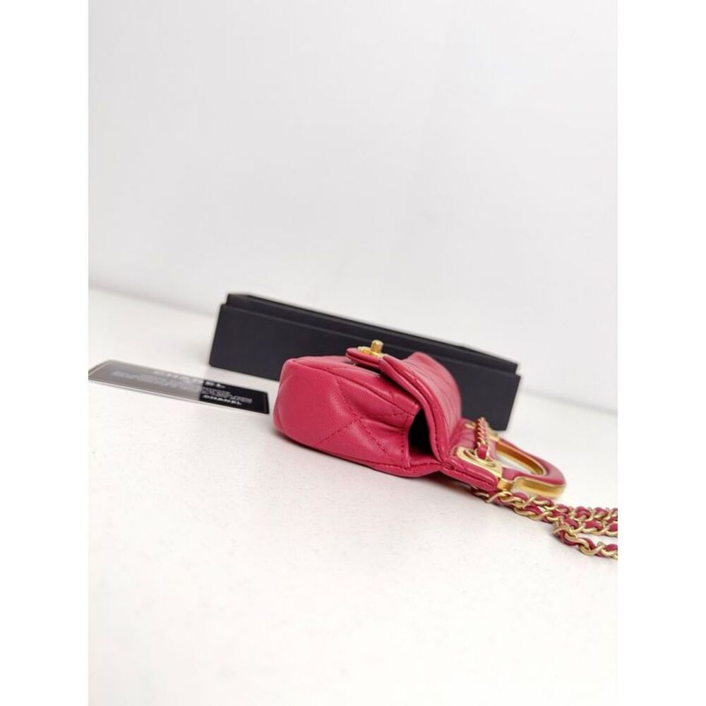 Chanel Women Pre-Loved Bag Very Good Condition - Picture 3 of 9